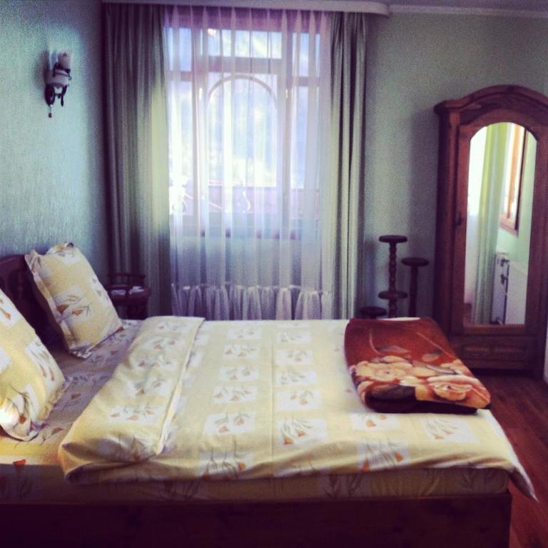 Casa Lidia Hotel Lepsa Bilik gambar